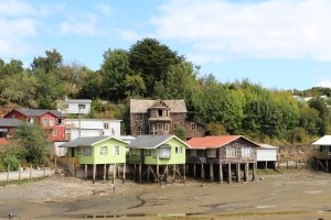 Casas típicas da Ilha Mechuque.