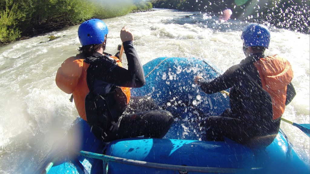 Rafting no rio Trancura, em Pucón