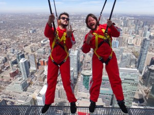 Edge Walk, na CN Tower de Toronto